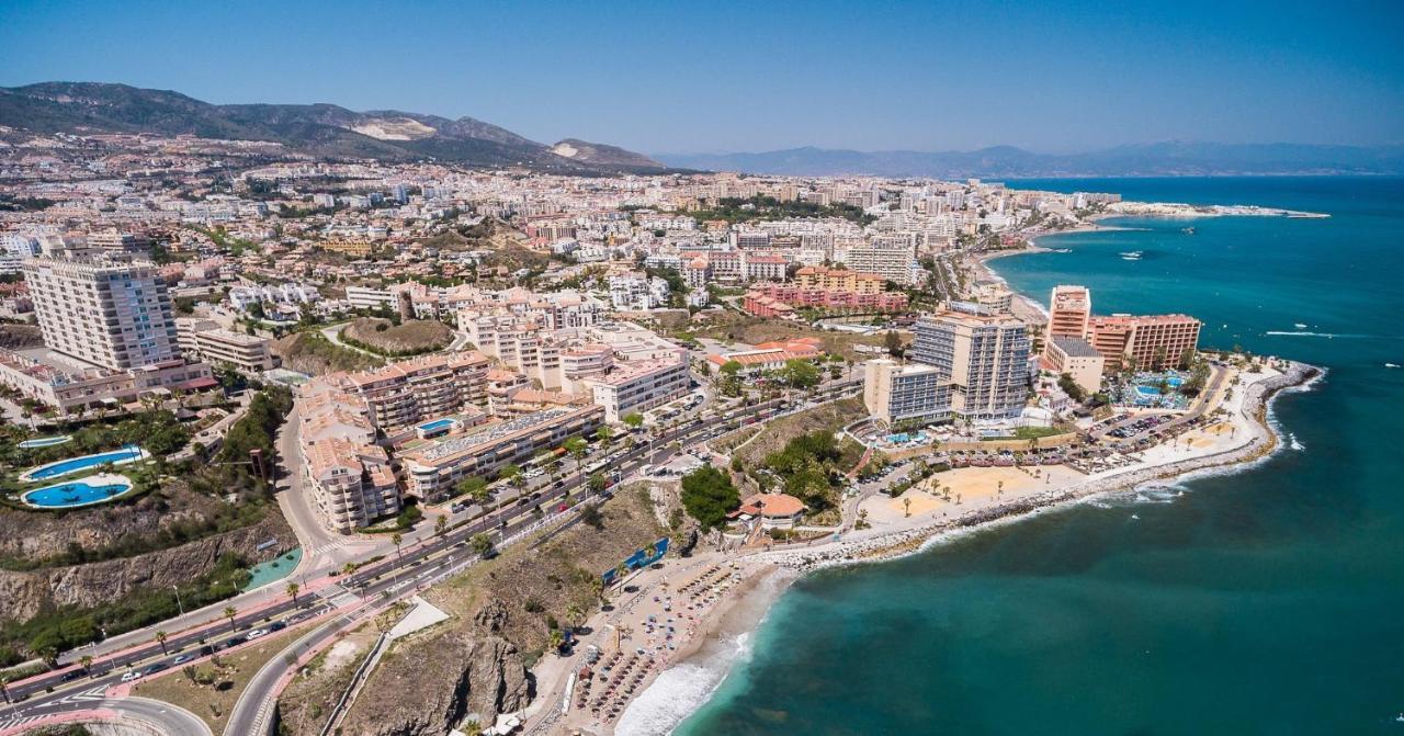 Benalgolf: Seaside Apartment with Private BBQ Backyard Benalmadena Exterior photo